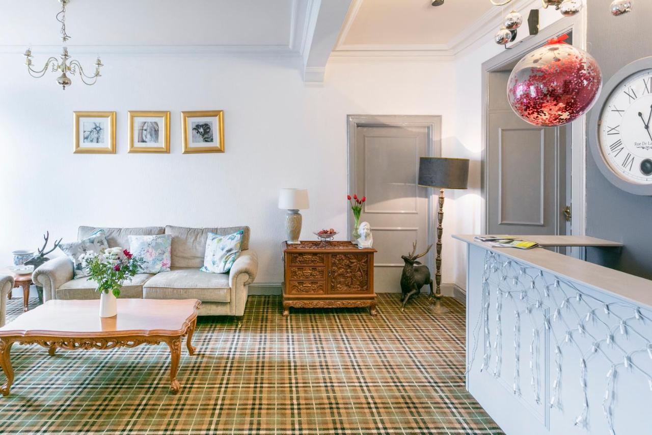 Oyo Lochinvar Hotel Glasgow Dış mekan fotoğraf